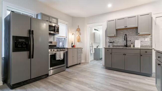 Building Photo - 65 Kimball Ave