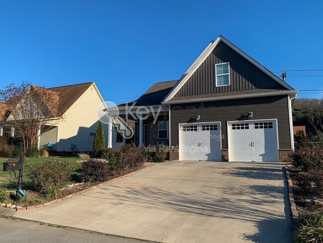 Building Photo - 6160 Tuscany Pl