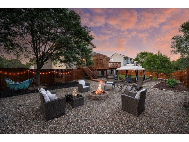 Building Photo - 4133 Sunset Trail N