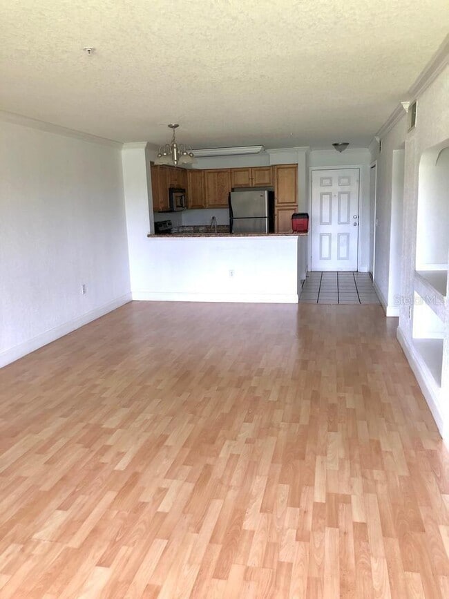 Building Photo - 14037 Fairway Island Dr