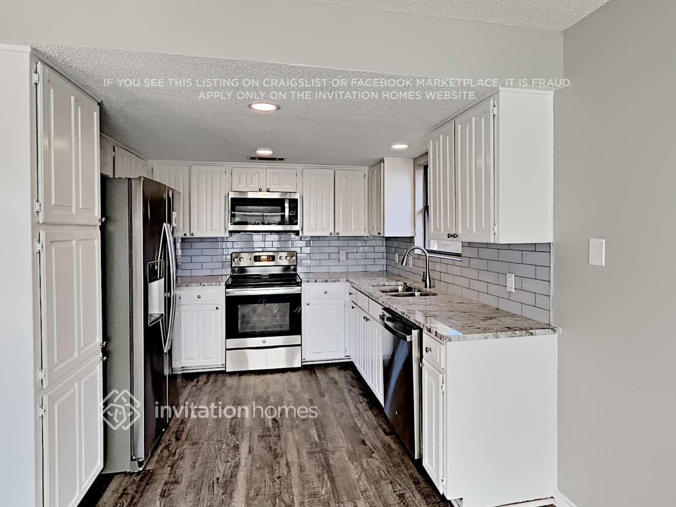 Building Photo - 4902 Green Hollow Dr