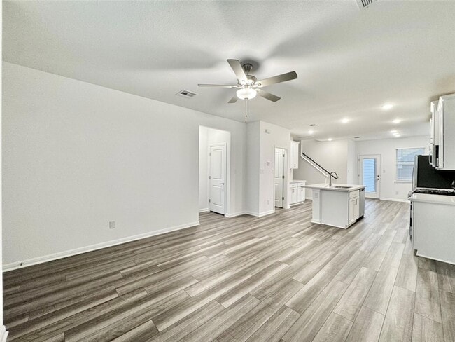 Building Photo - 611 Emory Crossing Blvd