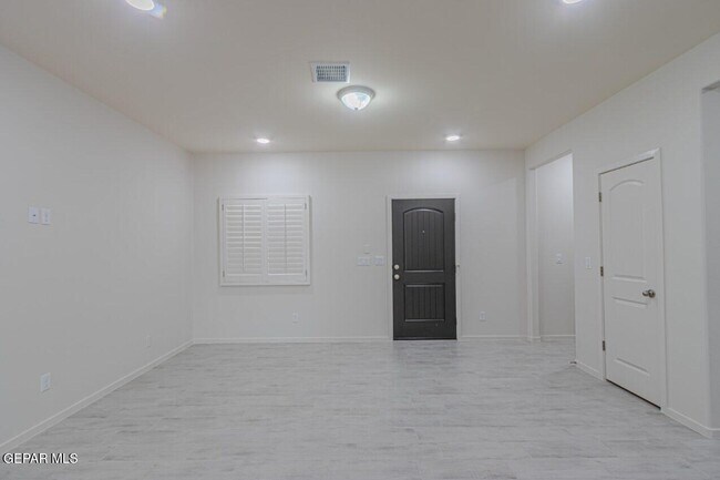 Building Photo - 1217 Irish Summer Pl