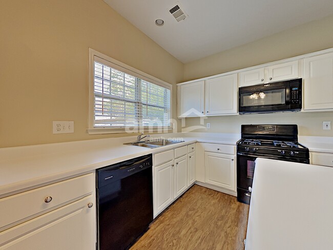 Building Photo - 3547 Myrtlewood Chase NW
