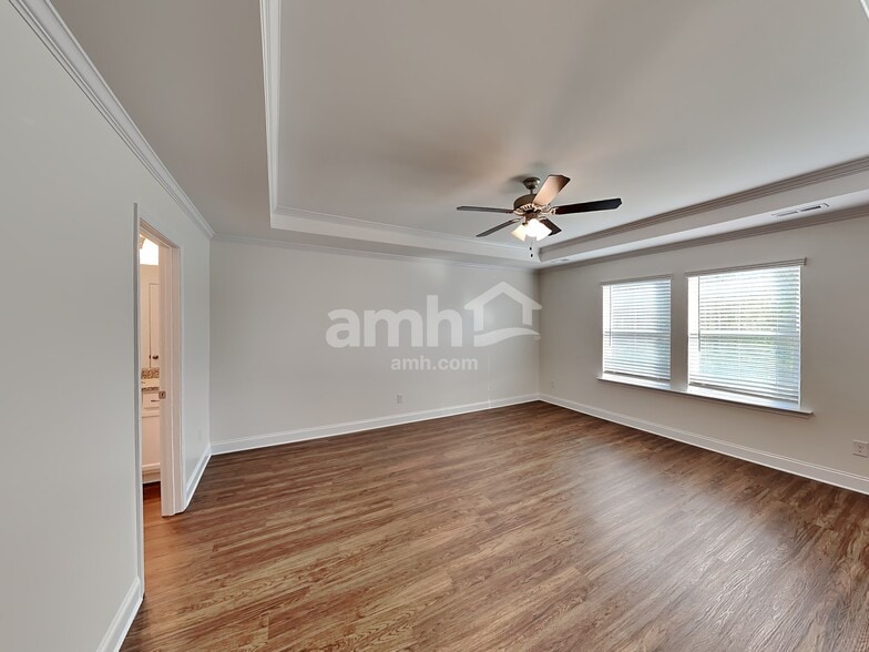Building Photo - 4901 Wilcrest Ct