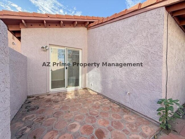 Building Photo - 7829 N 21st Ln