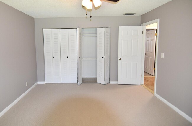 Building Photo - 19287 Liberty Rd