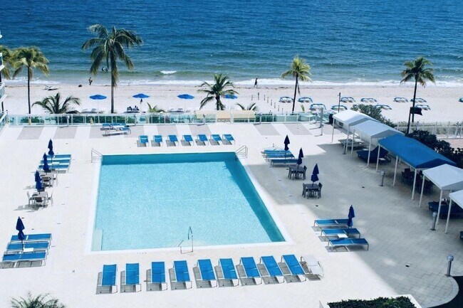 Building Photo - 3900 Galt Ocean Dr