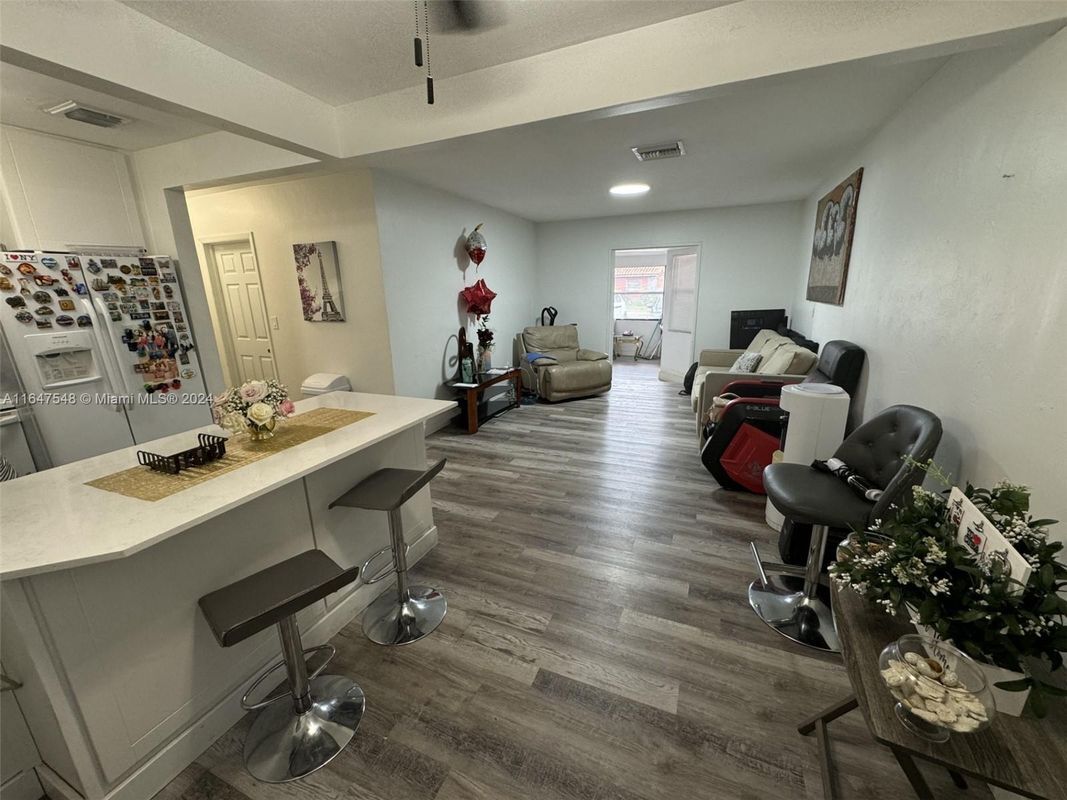 Building Photo - 10245 SW 37th Terrace