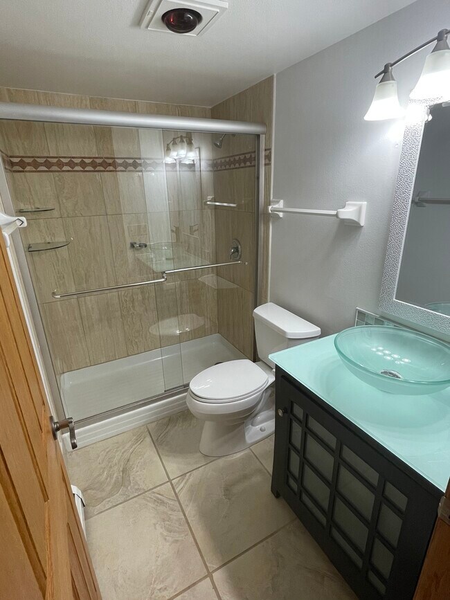 Full Bath - 4155 W Rivers Edge Cir
