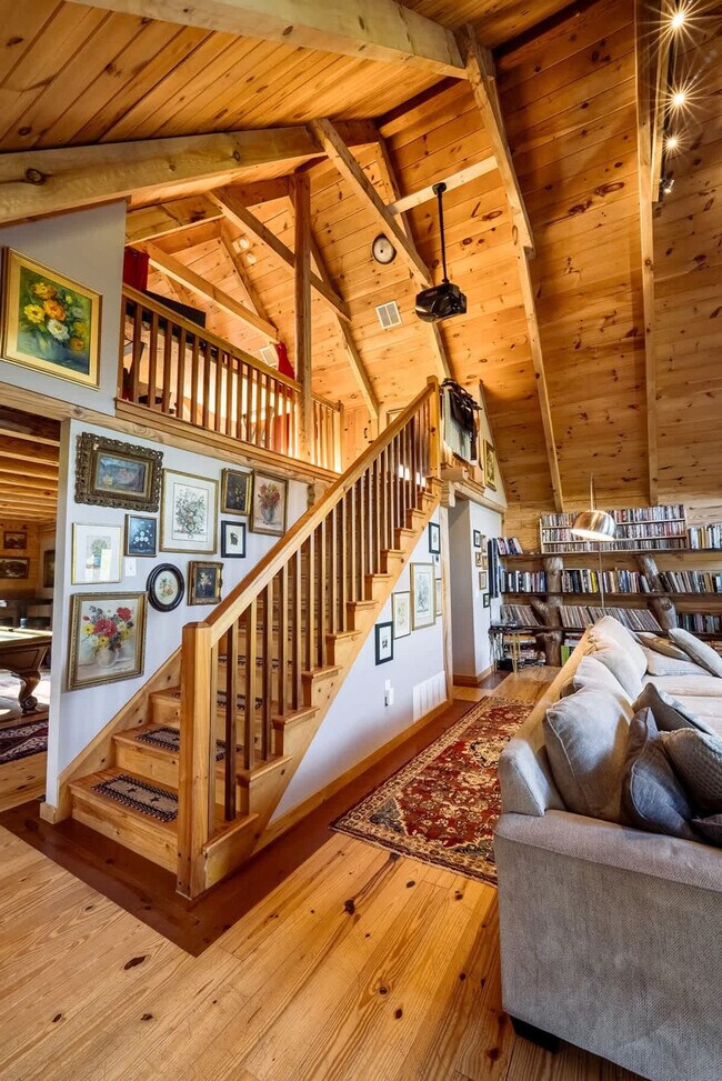 Building Photo - 7223 Ferry Rd