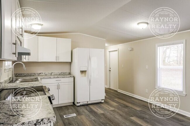 Building Photo - 2009 Moorgate Ct