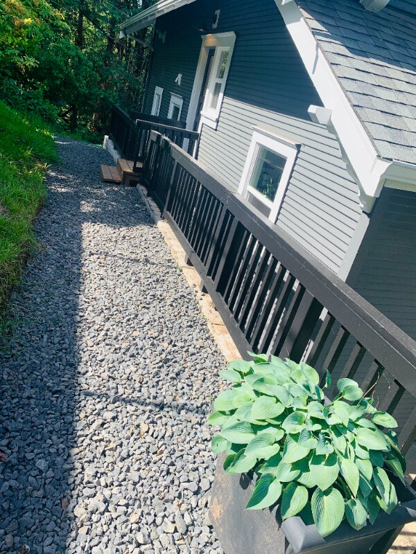 Building Photo - 9750 NW Rosaria Ave