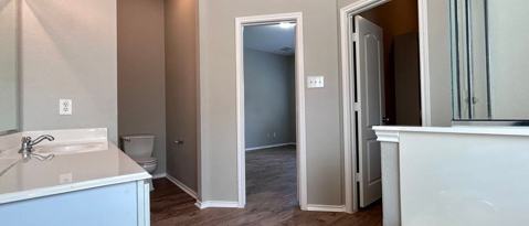Building Photo - 2037 Rachel Ln