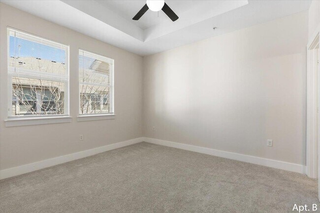 Building Photo - 2225 Katy Ln