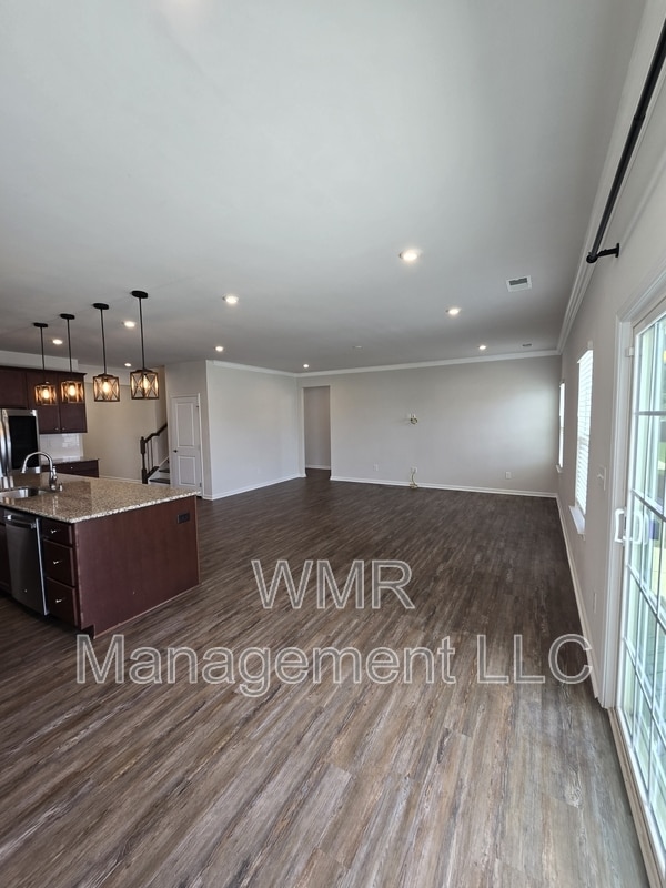 Building Photo - 7270 Waterwheel St SW