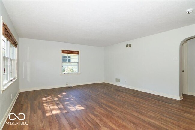 Building Photo - 5524 Haverford Ave