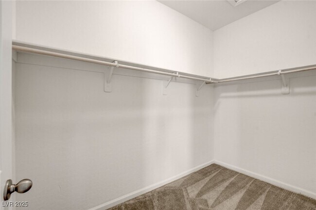 Building Photo - 11680 Hamilton Lk Ave