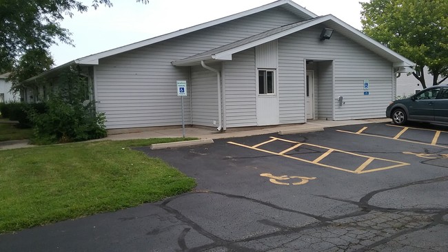 Primary Photo - Green Valley Estates, Sec.8/Elderly/Disabled
