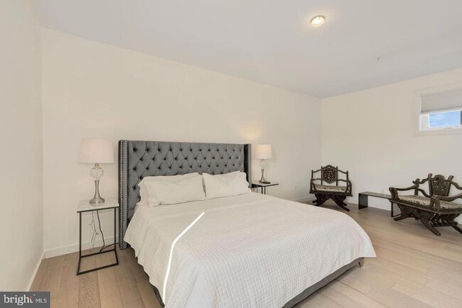 Building Photo - 1495 Gallaudet St NE