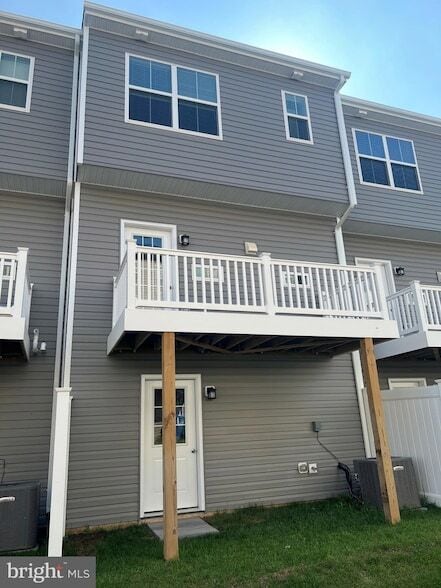 Building Photo - 1057 Flint Ct