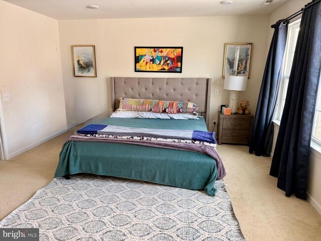 Building Photo - 728 Sun Valley Ct