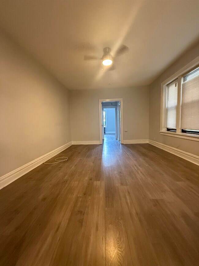 Building Photo - 270 HARRISON Ave