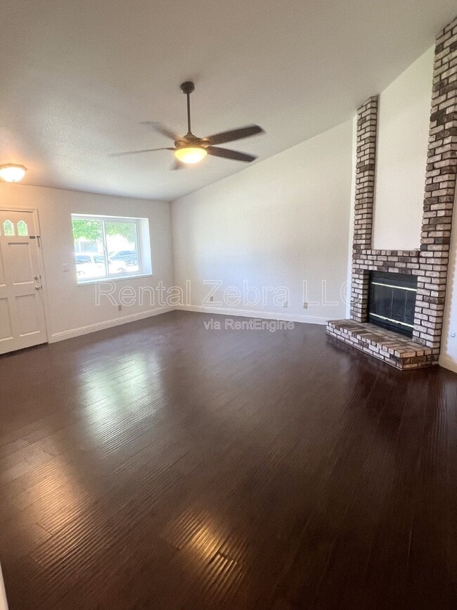 Building Photo - 2125 Northridge Dr