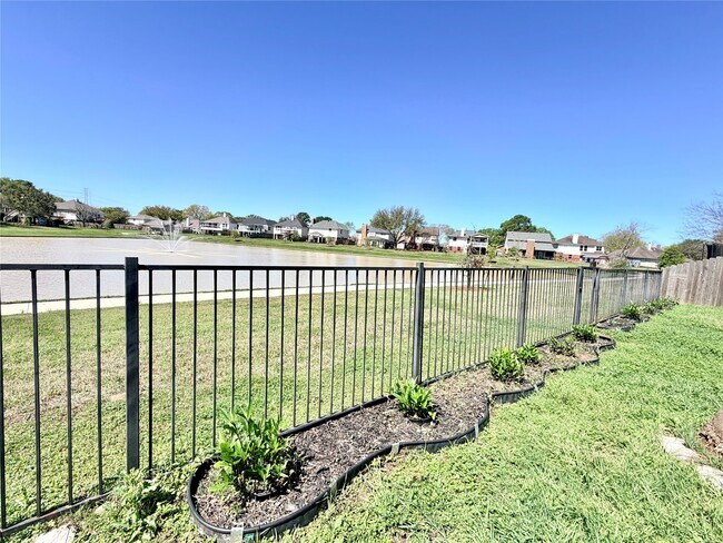 Building Photo - 23023 Canal Rd