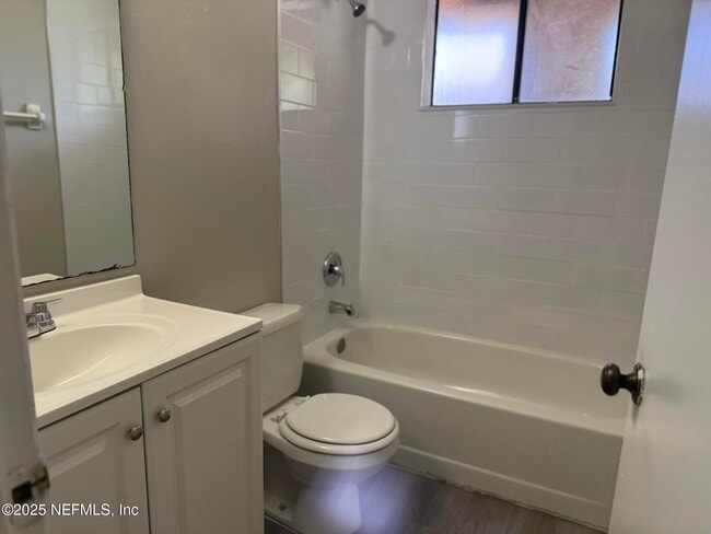 Building Photo - 5120 Westchase Ct