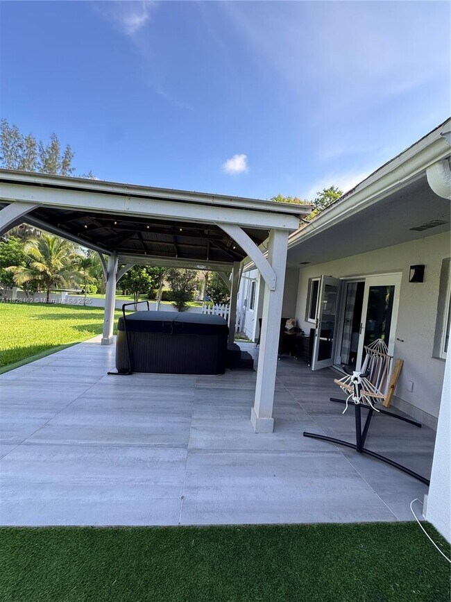 Building Photo - 6297 NW 69th Way