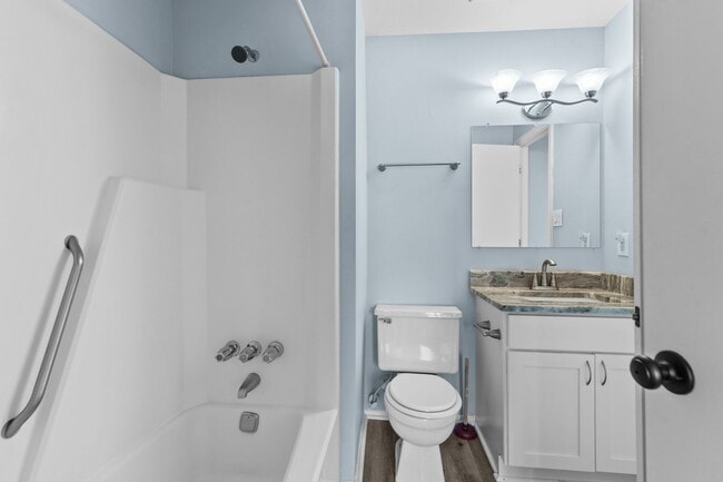 Building Photo - Virginia Beach End-Unit Townhome