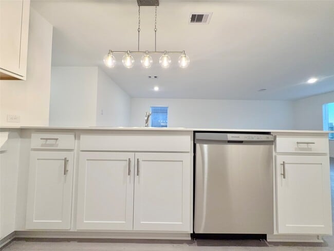 Building Photo - 16115 Domestic Dove Wy