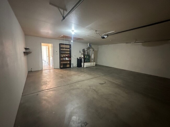 Building Photo - Residential Living