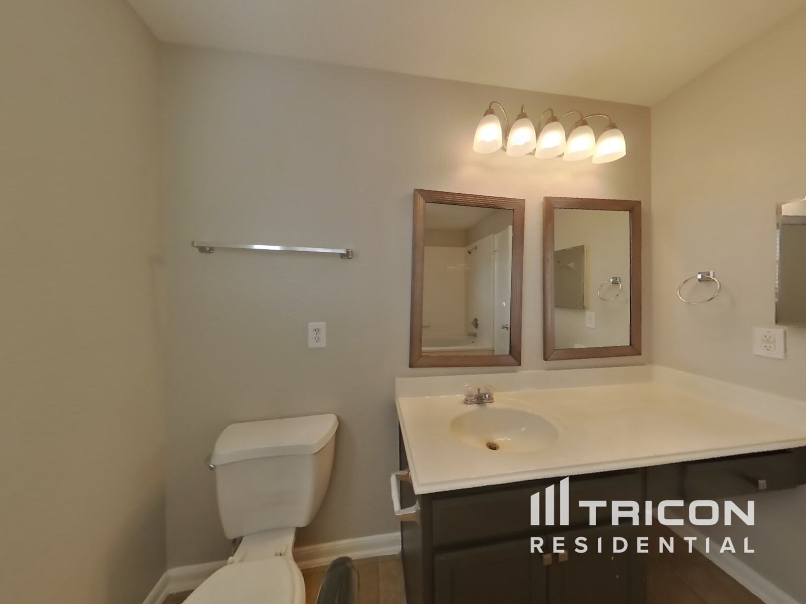 Building Photo - 15543 Liberty Cypress Ct