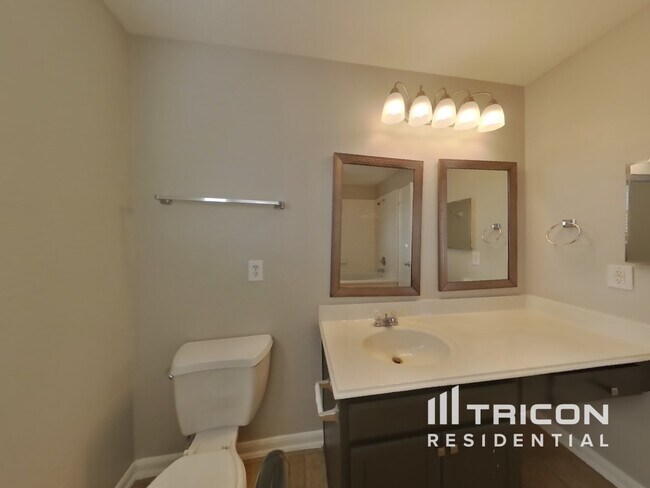 Building Photo - 15543 Liberty Cypress Ct