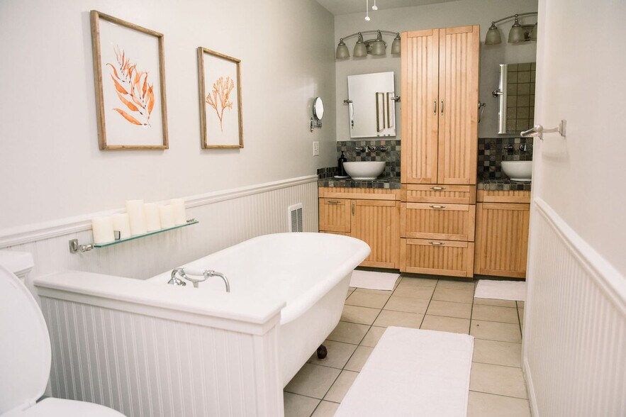 Building Photo - 507 S 2nd St