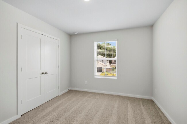 Building Photo - 8018 Heroes Hall Dr