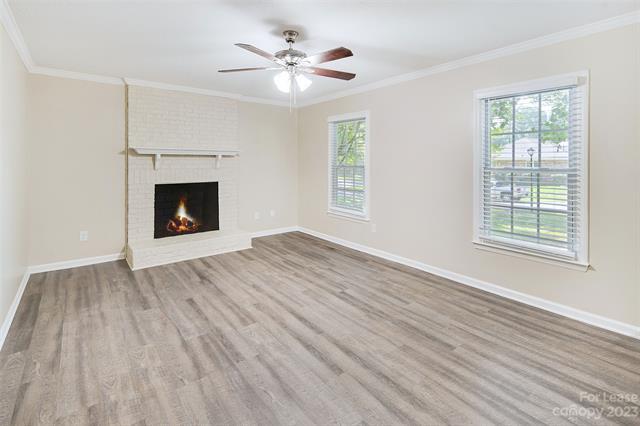 Building Photo - 5806 Katrine Ct