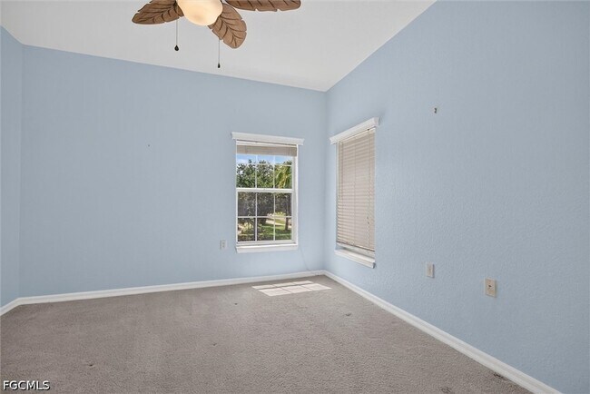 Building Photo - 3241 Cottonwood Bend