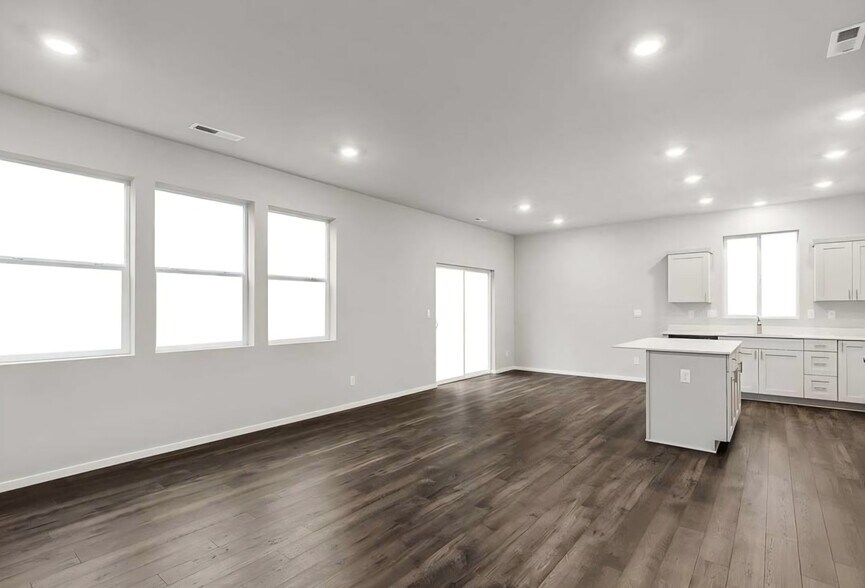 Building Photo - 1561 SW Fielder Pl