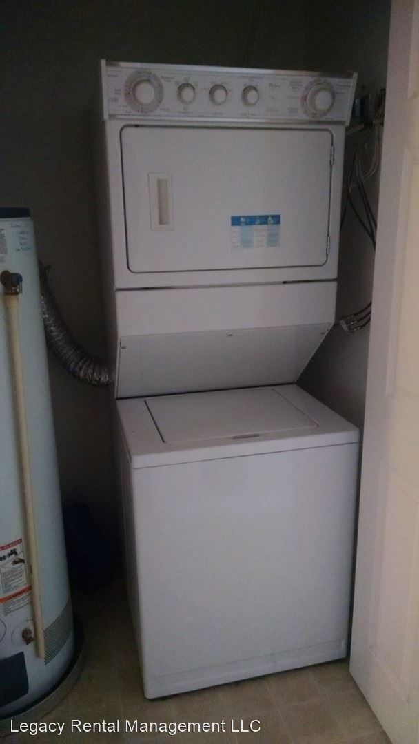 Building Photo - 318 Pioneer Rd