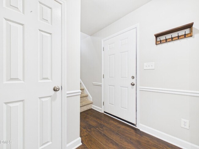 Building Photo - 3516 Casine Ct