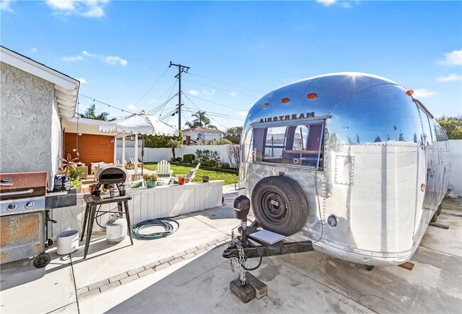 Building Photo - 5052 Audrey Dr