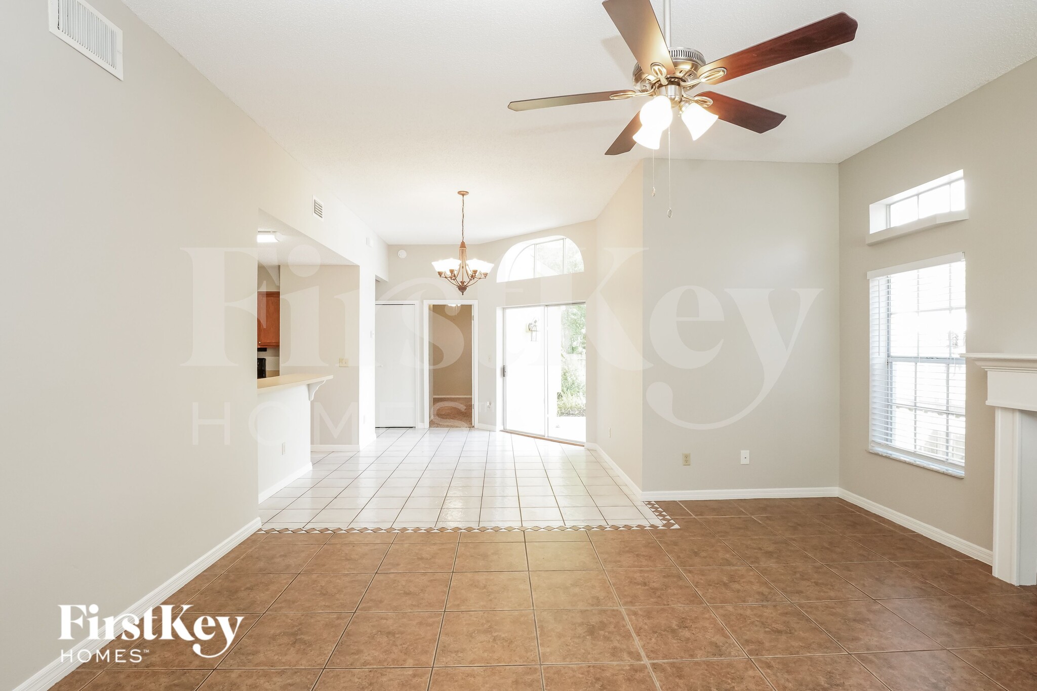 Building Photo - 1008 Vannessa Dr