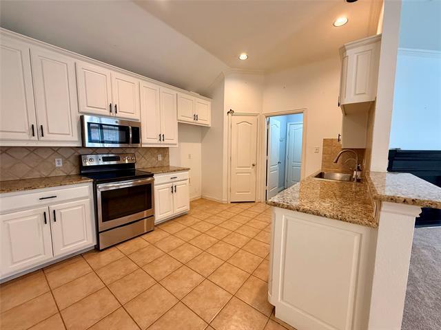 Building Photo - 816 Claycourt Cir