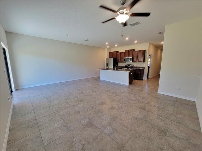 Building Photo - 16922 Red Brick Ln