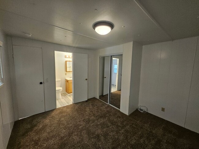 Building Photo - 2 Bedroom Single Wide Mobile in Bullhead City