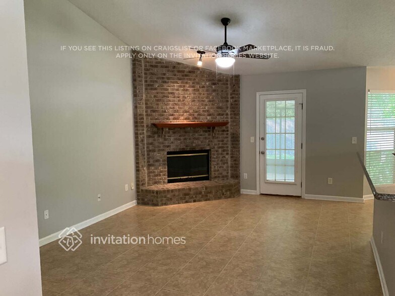 Building Photo - 4757 Goshawk Dr E