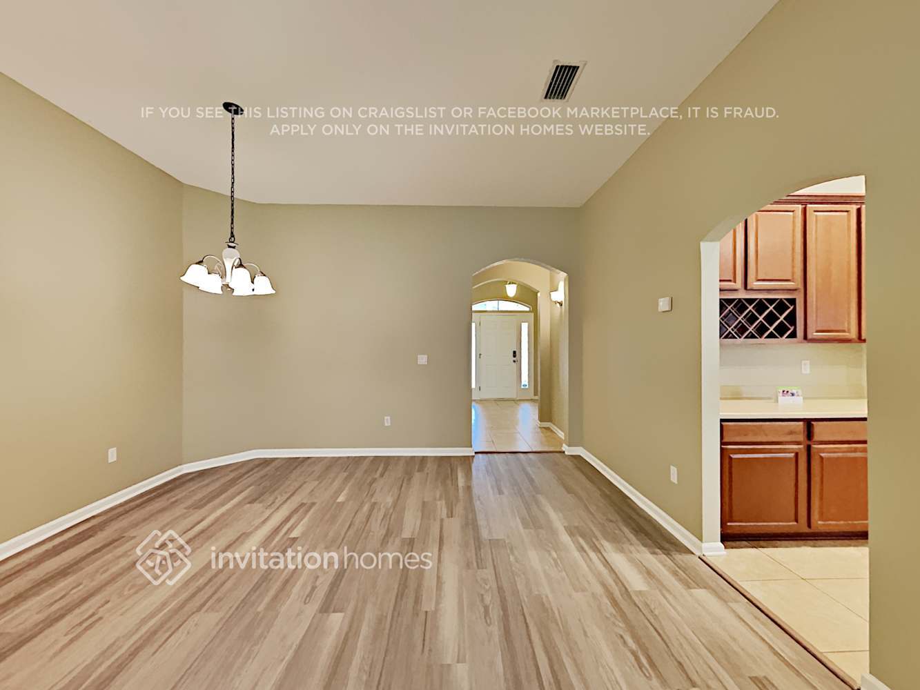 Building Photo - 3538 Old Village Dr